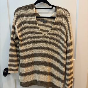 Vince size small crochet knit sweater